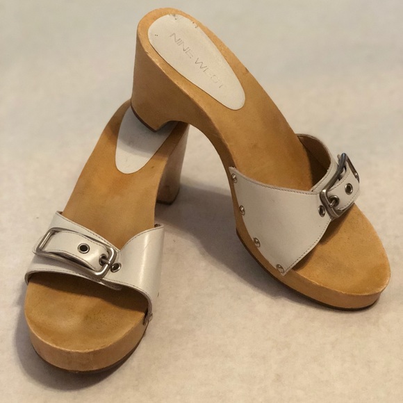 nine west clogs